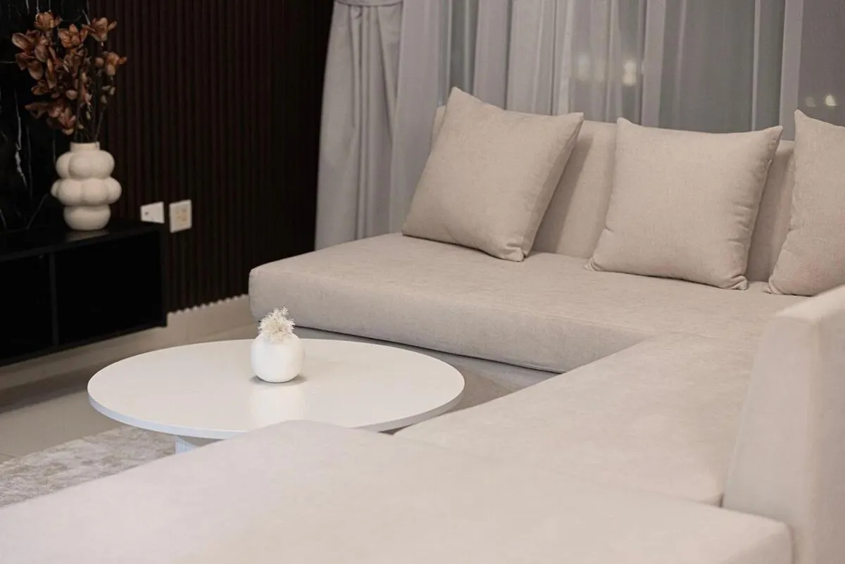 Beautiful 2 Bedroom Apartment Next To Opera I Burj View Dubai