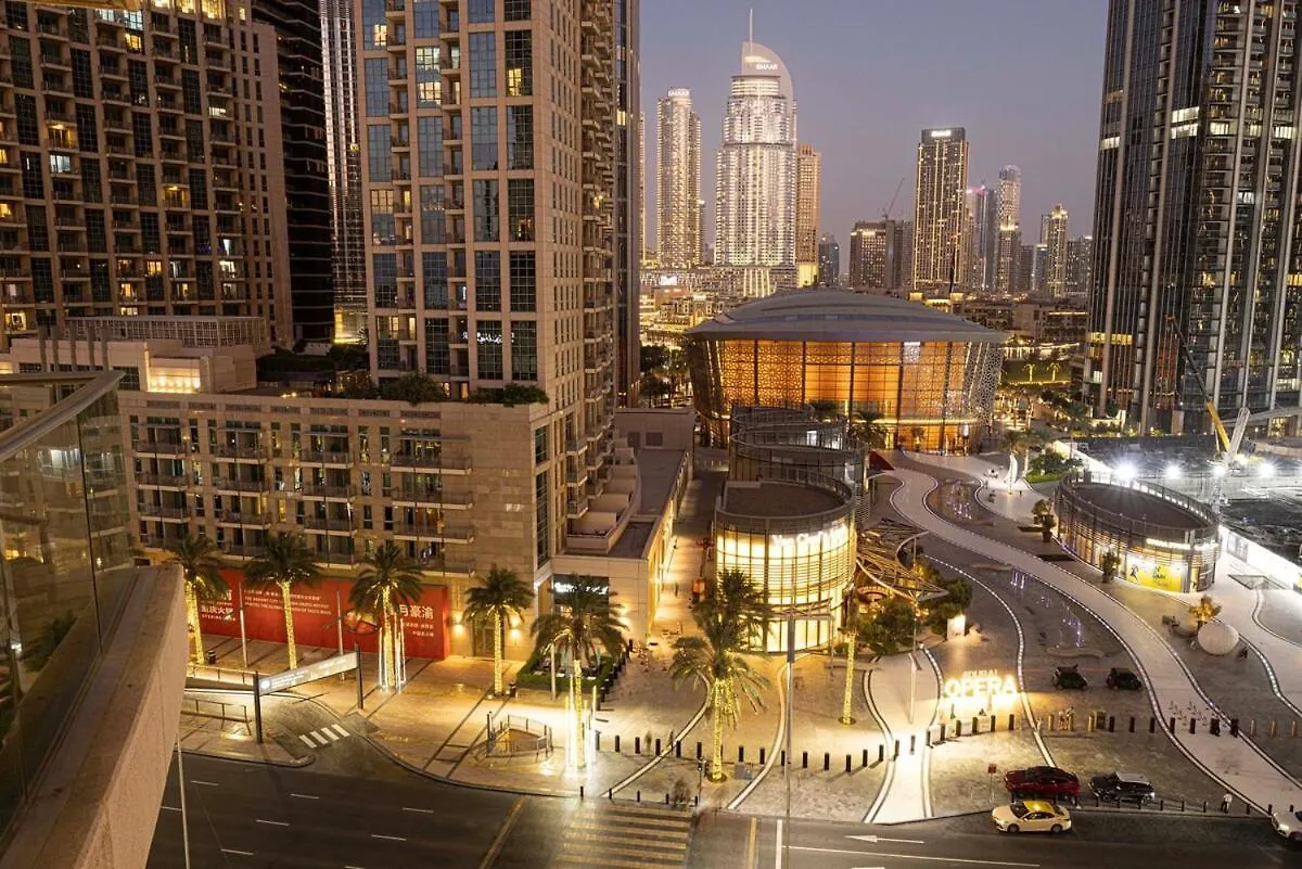Beautiful 2 Bedroom Apartment Next To Opera I Burj View Dubai