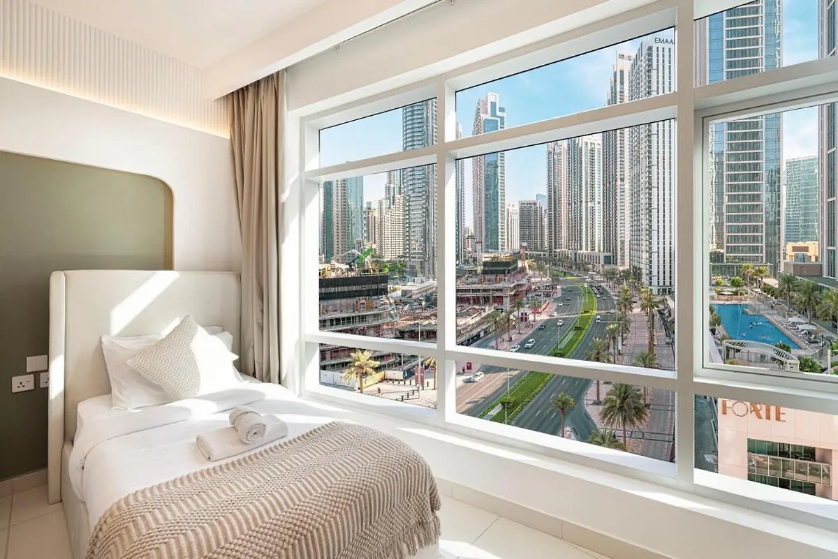 Beautiful 2 Bedroom Apartment Next To Opera I Burj View Dubai United Arab Emirates