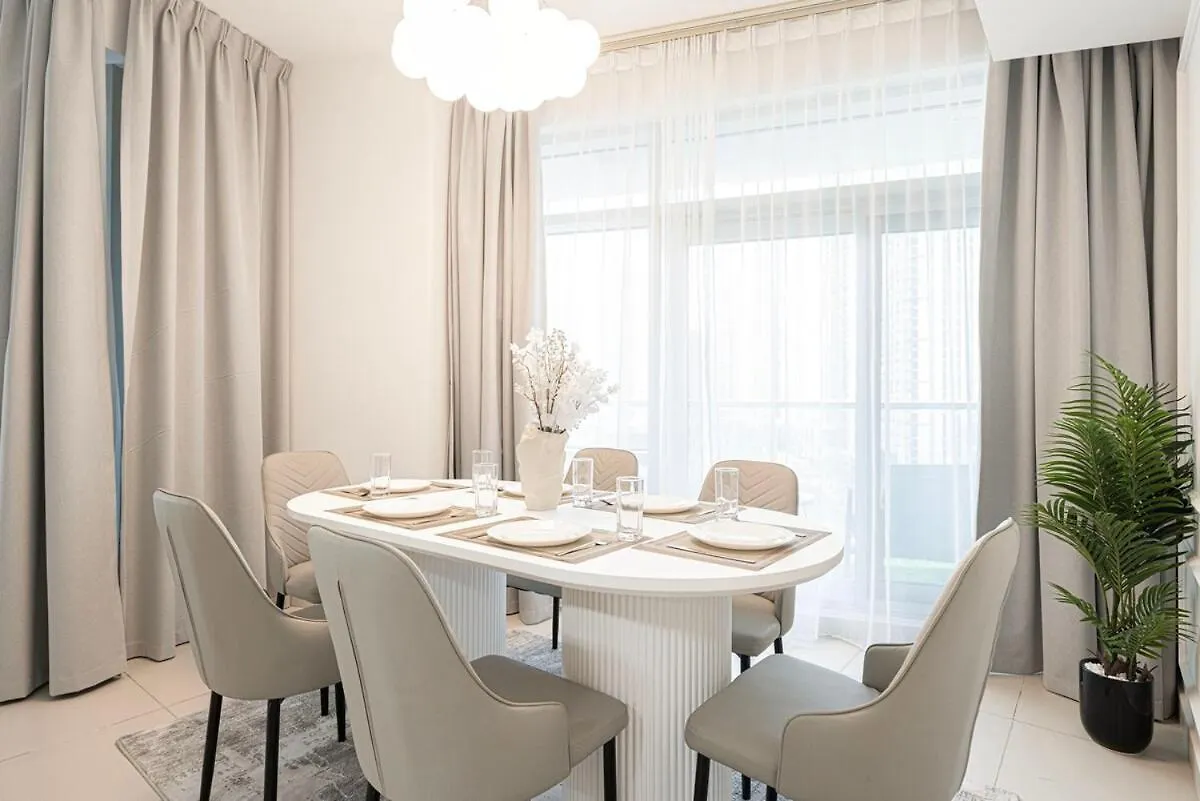 Beautiful 2 Bedroom Apartment Next To Opera I Burj View Dubai